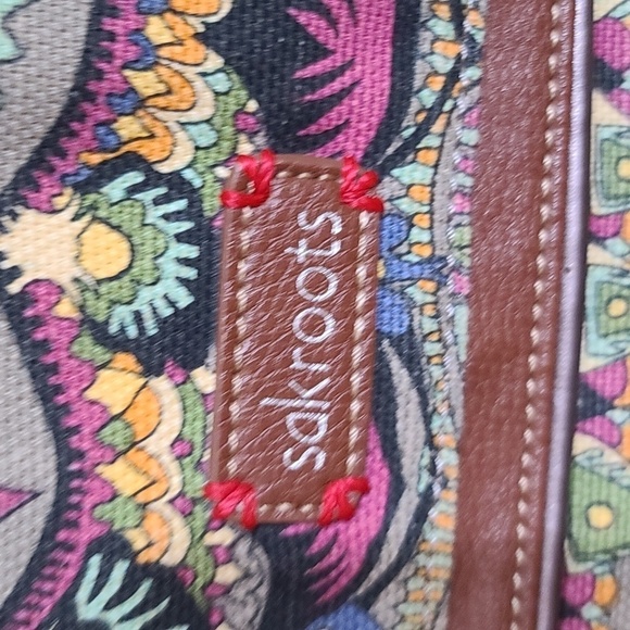 Sakroots Womens Crossbody Bag Purse Zips Pockets Fabric 10x13" GUC READ - Picture 3 of 14